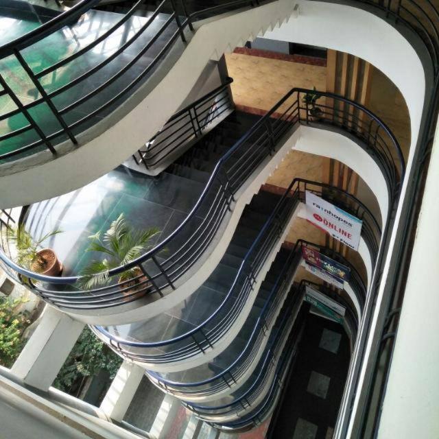 Hazmi Inn Perintalmanna ภายนอก รูปภาพ